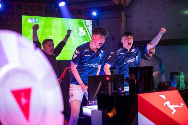 Virtual Bundesliga Club Championship by WOW Finale 24 03 2024 Jonas Wirth Jonny, SC Paderborn 07 , Jamie Bartel Chaser, SC Paderborn 07 in jubilation Virtual Bundesliga Club Championship by WOW Finale 24 03 2024 Copyright: xBEAUTIFULxSPORTS Buriakovx