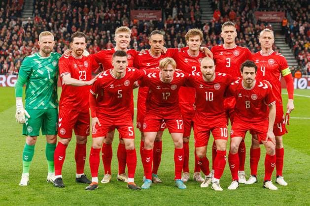 International match Denmark v Switzerland 23 03 24 UK Caption Denmark starting lineup 1 DEN Kasper Schmeichel keeper , 2 DEN Joachim Andersen, 3 DEN Jannik Vestergaard, 4 DEN Simon Kjaer Simon Kjaer, 5 DEN Joakim Maehle Joakim Mahle, 8 DEN Thomas Delaney, 9 DEN Rasmus Hojlund Rasmus Hojlund, 10 DEN Christian Eriksen, 17 DEN Victor Kristiansen, 20 DEN Yussuf Poulsen, 23 DEN Pierre Emile Hojbjerg Pierre Emile Hojbjerg International match Denmark v Switzerland Friendly Parken, Kobenhavn 23 03 2024 UK Caption Denmark starting lineup 1 DEN Kasper Schmeichel keeper , 2 DEN Joachim Andersen, 3 DEN Jannik Vestergaard, 4 DEN Simon Kjaer Simon Kjaer, 5 DEN Joakim Maehle Joakim Mahle, 8 DEN Thomas Delaney, 9 DEN Rasmus Hojlund Rasmus Hojlund, 10 DEN Christian Eriksen, 17 DEN Victor Kristiansen, 20 DEN Yussuf Poulsen, 23 DEN Pierre Emile Hojbjerg Pierre Emile Hojbjerg National match Denmark against Switzerland Friendly match Parken, Copenhagen 20240323 Kobenhavn Danmark Copyright: xMichaelxBarrettxBoesenx