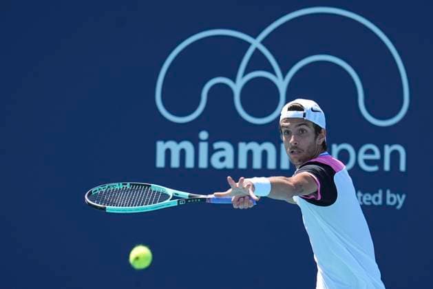 March 24, 2024, Miami, Florida, USA: Lorenzo Musetti (Italy) hits a forehand against Roman Safiullin during the second round of menÃ¢â‚¬â ¢s singles at the Miami Open tennis tournament. Musetti won the match 7-5, 6-1. Miami USA - ZUMAd212 20240324_zsp_d212_003 Copyright: xRichardxDolex