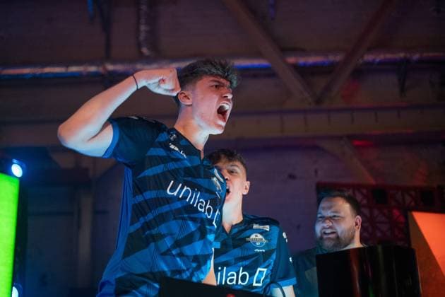 Virtual Bundesliga Club Championship by WOW Finale 24 03 2024 Jonas Wirth Jonny, SC Paderborn 07 , Jamie Bartel Chaser, SC Paderborn 07 in jubilation Virtual Bundesliga Club Championship by WOW Finale 24 03 2024 Copyright: xBEAUTIFULxSPORTS Buriakovx