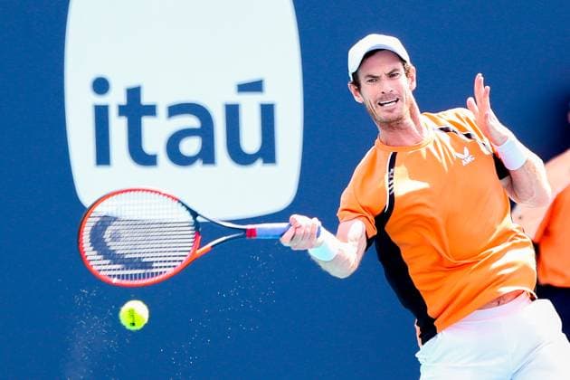March 24, 2024, Miami Gardens, Florida, USA: Andy Murray (GBR) returns a shot to Tomas Machac (CZE) during the third round of men s singles at the 2024 Miami Open presented by Itau at Hard Rock Stadium. Miami Gardens USA - ZUMAw109 20240324_fap_w109_039 Copyright: xDebbyxWongx