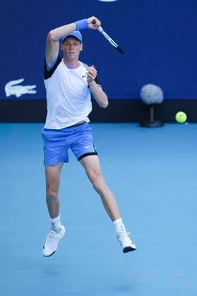 March 24, 2024, Miami, Florida, USA: Jannik Sinner hits a forehand against Fallon Griekspoon (Netherlands) during the third round of menÃ¢â‚¬â ¢s singles at the Miami Open tennis tournament. Sinner won the match 5-7, 7-5, 6-1. Miami USA - ZUMAd212 20240324_zsp_d212_057 Copyright: xRichardxDolex