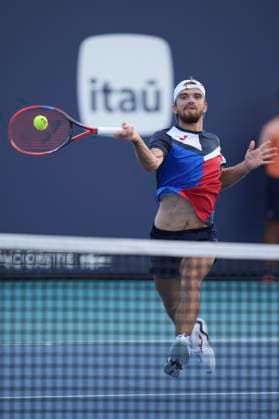 March 24, 2024, Miami, Florida, USA: Tomas Machac (Czech Republic) hits a forehand against Andy Murray (Great Britain) during the third round of menÃ¢â‚¬â ¢s singles at the Miami Open tennis tournament. Machac won the match 5-7, 7-5, 7-6. Miami USA - ZUMAd212 20240324_zsp_d212_103 Copyright: xRichardxDolex