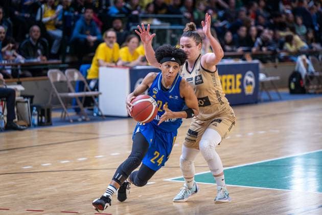 Basketball Berlin 24 03 2024 Season 2023 2024 1 Bundesliga DBBL Play offs Quarterfinals Game 2 Alba Berlin Saarlouis Royals Deeshyra Thomas Alba, No 24