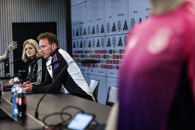 Sport, Football, National team Season 2023 24 Press conference Germany before the international match against the Netherlands 25 03 2024, DFB Campus Frankfurt Julian Nagelsmann Coach Germany , on the right in the picture the pink away jersey of Germany Frankfurt am Main DFB Campus Hessen Germany