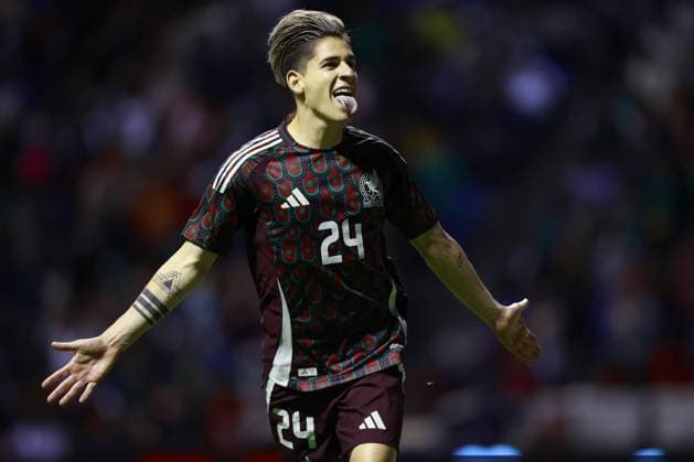 RECORD DATE NOT STATED Seleccion Mexicana Sub-23 2024 Mexico vs Argentina Santiago Munoz celebrates his goal 1-0 of Mexico during the friendly match between Mexico U-23 (Mexican national team, Nationalteam and Argentina U-23, at Cauhtemoc Stadium, Puebla, Puebla, Mexico, on March 25, 2024. PUEBLA PUEBLA MEXICO  Copyright: xUlisesxNaranjox 20240325210225_SMN_U23_MEX_ARG_MUNOZ101