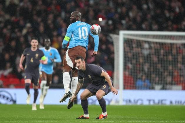 International Friendly, Länderspiel, Nationalmannschaft England v Belgium Romelu Lukaku of Belgium jumps up to win the high ball from Lewis Dunk of England during the International Friendly match England vs Belgium at Wembley Stadium, London, United Kingdom, 26th March 2024 (Photo by Gareth Evans News Images) London Wembley Stadium Greater London United Kingdom Copyright: xGarethxEvans NewsxImagesx