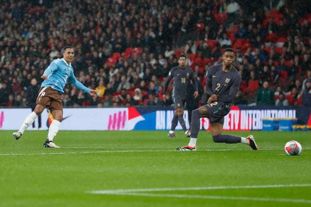 England v Belgium International Friendly, Länderspiel, Nationalmannschaft Youri Tielemans of Belgium scores his sides 1st goal during the International Friendly match at Wembley Stadium, London Copyright: xPaulxChestertonx FIL-19882-0007 UK Newspapers OUT