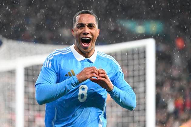 Sport Bilder des Tages England v Belgium Friendly Match WEMBLEY LONDON, UNITED KINGDOM - MARCH 26 : Tielemans Youri midfielder of Belgium celebrating scoring a goal during the friendly game match between England and Belgium in preparation of the UEFA EURO, EM, Europameisterschaft,Fussball 2024 tournament on March 26, 2024 in Wembley London, United Kingdom, 26 03 2024 Wembley London United Kingdom  Copyright: xVincentxKalutx