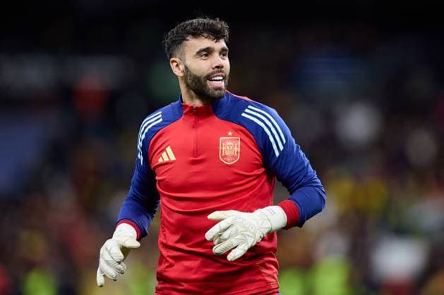 David Raya of Spain warming up during the International Friendly, Länderspiel, Nationalmannschaft match between Spain and Brazil at Santiago Bernabeu stadium on March 26, 2024 in Madrid, Spain FOOTBALL : Spain v Brazil - International Friendly - 26 03 2024 LGM Panoramic 