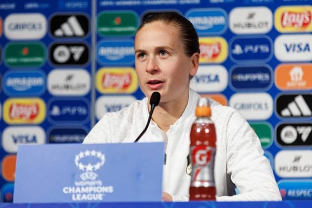 240327 Filippa Curmark of Häcken at a press conference aherad of a training session with Häcken on March 27, 2024 in Paris Photo Michael Erichsen BILDBYRAN COP 89 MI0633 fotboll football soccer fotball champions league träning practice training häcken dam bbeng  Copyright: MICHAELxERICHSEN BB240327MI022