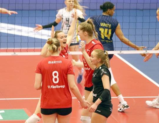 March 27, 2024, Vilsbiburg: joy of the Vilsbiburg player on a winning point.womans volleyball, German Volleyball Bundesliga, playoff quarter final, .Rote Raben Vilsbiburg vs SSC Palmberg Schwerin, .Vilsbiburg, Ballsporthalle, March 27, 2024, Vilsbiburg - ZUMAf110 20240327_fap_f110_009 Copyright: xWolfgangxFehrmannx
