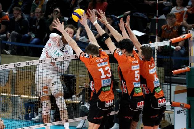 DEU, DVV, 1 VBL, BR Volleys vs SVG Lueneburg, 27 03 2024, Max Schmeling Halle, Berlin, DEU, DVV, 1 VBL, BR Volleys vs SVG Lueneburg, in the picture Ruben Schott BR Volleys 13 , Neheimjah Mote BR Volleys 5 , Johannes Tille BR Volleys 6 , Jesse Elser Lueneburg 3 Photo Juergen Engler nordphoto GmbH nordphotoxGmbHx xEngler nph00076