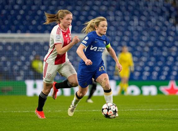 Erin Cuthbert of Chelsea on the ball Chelsea Women v Ajax Women, UEFA Women s CHampions League, Quarter-final, Second Leg, Football, Stamford Bridge, London, UK - 27 Mar 2024  Copyright: xDavexShopland Shutterstockx 14400429m
