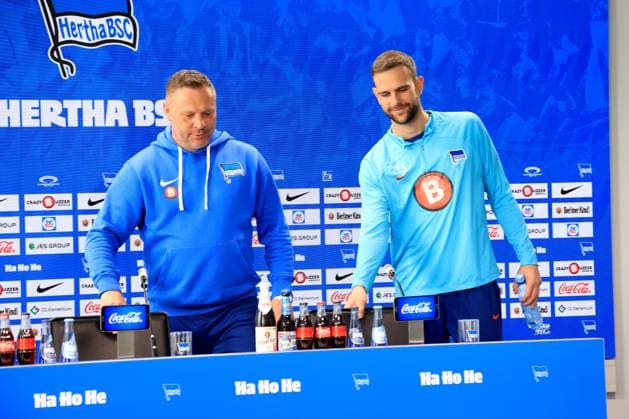 DEU, DFL, 2 FBL Hertha BSC, PK, 28 03 2024, Sportforum, Berlin, DEU, DFL, 2 FBL Hertha BSC, PK, im Bild Cheftrainer Pal Dardai Hertha BSC Berlin , Marius Gersbeck Hertha BSC Berlin 35 DFL regulations prohibit any use of Photographs as image sequences and or quasi video Foto Juergen Engler nordphoto GmbH nordphotoxGmbHx xEngler nph00076