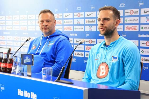 DEU, DFL, 2 FBL Hertha BSC, PK, 28 03 2024, Sportforum, Berlin, DEU, DFL, 2 FBL Hertha BSC, PK, im Bild Cheftrainer Pal Dardai Hertha BSC Berlin , Marius Gersbeck Hertha BSC Berlin 35 DFL regulations prohibit any use of Photographs as image sequences and or quasi video Foto Juergen Engler nordphoto GmbH nordphotoxGmbHx xEngler nph00076