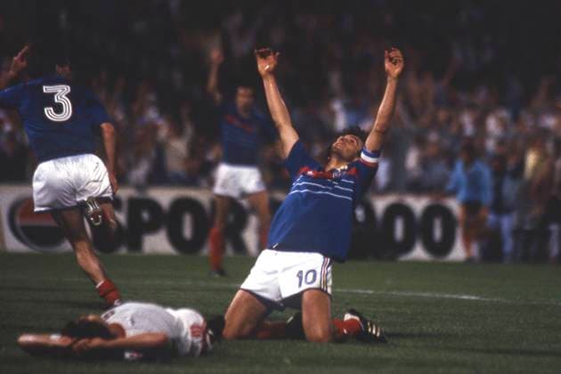 Michel PLATINI FRA cheers, jubilation, joy, cheers, semi-final France FRA Portugal POR 3 2 n V , 23 06 1984 in Marseille, European Football Championship EM 1984 France Â