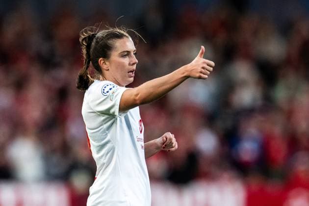 240328 Cecilie Redisch Kvamme of Brann during the UEFA Women s Champions League quarterfinal football match between Barcelona and Brann on March 28, 2024 in Barcelona Photo Vegard Grott BILDBYRAN kod VG VG0589 bbeng champions league mesterligaen dam football fotball fotboll soccer barcelona barca brann kvartfinale quarter final tfk women s champions league  Copyright: VEGARDxGRoTT BB240328VG024