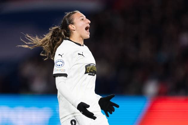 240328 Rusul Rosa Kafaji of Häcken during the UEFA Women s Champions League football match quarterfinal two between Paris Saint Germain and Häcken on March 28, 2024 in Paris Photo Michael Erichsen BILDBYRAN COP 89 MI0635 fotboll soccer football champions league quarterfinal quarterfinal quarterfinals paris saint germain häcken dam bbeng bbauto  Copyright: MICHAELxERICHSEN BB240328MI072