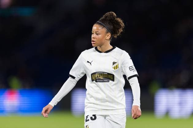 240328 Felicia Schröder of Häcken during the UEFA Womens Champions League football match quarterfinal two between Paris Saint Germain and Häcken on March 28, 2024 in Paris Photo Michael Erichsen BILDBYRAN COP 89 MI0635 fotboll football soccer fotball champions league quarterfinal quarterfinal quarterfinals paris saint germain häcken dam bbeng bbauto  Copyright: MICHAELxERICHSEN BB240328MI078