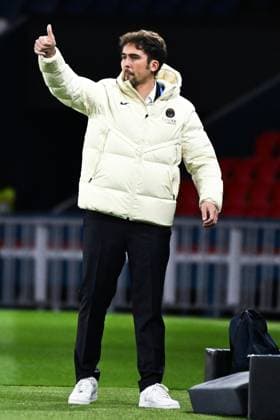 Fußball, CL Frauen, Paris St. Germain - BK Häcken Joselyn Precheur ( coach PSG ) during the UEFA Women s Champions League match between PSG and BK Hacken FF at Parc des Princes on March 28, 2024 in Paris, France. ( Photo by federico pestellini panoramic ) - FOOTBALL : PSG vs Hacken - Ligue des Champions Feminine - 28 03 2024 FedericoPestellini Panoramic 