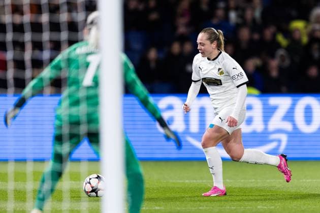 240328 Alice Bergström of Häcken during the UEFA Women s Champions League football match quarterfinal two between Paris Saint Germain and Häcken on March 28, 2024 in Paris Photo Michael Erichsen BILDBYRAN COP 89 MI0635 fotboll soccer fotball champions league quarterfinal quarterfinal quarterfinals paris saint germain häcken dam bbeng bbauto  Copyright: MICHAELxERICHSEN BB240328MI097