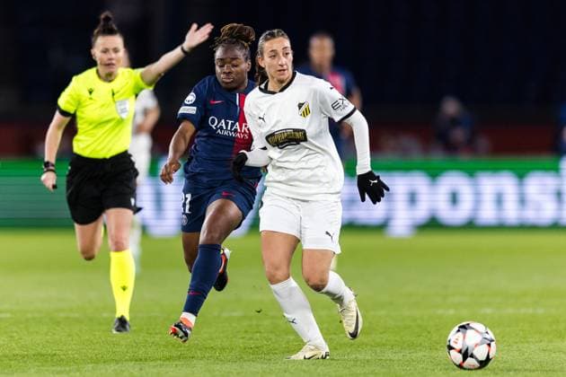 240328 Rusul Rosa Kafaji of Häcken during the UEFA Women s Champions League football match quarterfinal two between Paris Saint Germain and Häcken on March 28, 2024 in Paris Photo Michael Erichsen BILDBYRAN COP 89 MI0635 fotboll soccer football champions league quarterfinal quarterfinal quarterfinals paris saint germain häcken dam bbeng bbauto  Copyright: MICHAELxERICHSEN BB240328MI106