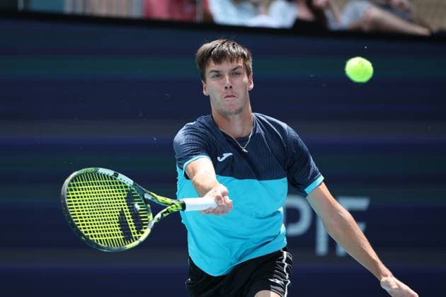 March 28, 2024, Miami Gardens, Florida, United States Of America: MIAMI GARDENS, FLORIDA - MARCH 28: Alexander Zverev of Germany defeats Fabian Marozsan of Hungary on Day 13 of the Miami Open at Hard Rock Stadium on March 28, 2024 in Miami Gardens, Florida....People: Fabian Marozsan Miami Open Presented by Itau 2024 - Day 13  - ZUMAs214 20240328_ada_s214_176 Copyright: xSMGx