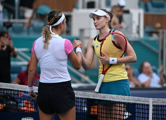 MIAMI GARDENS FL - MARCH 28: Victoria Azarenka Vs Elena Rybakina during women s quarter finals at The Miami Open at Hard Rock Stadium on March 28, 2024 in Miami Gardens, Florida.mpi04 MediaPunch Copyright: xmpi04x xxMediaPunchx
