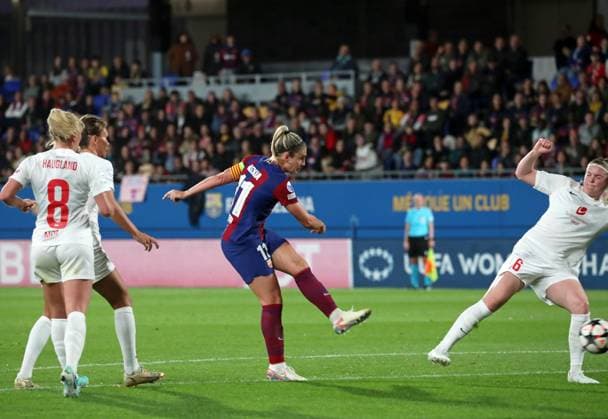 FC Barcelona, Barca v SK Brann - UEFA Women s Champions League 2023 24 Quarter Final Leg Two Alexia Putellas is playing in the match between FC Barcelona and SK Brann, corresponding to the second leg of the Quarter-Final of the Women s UEFA Champions League, at the Johan Cruyff Stadium in Barcelona, Spain, on March 28, 2024. Barcelona Spain  Copyright: xUrbanandsportx originalFilename:urbanandsport-fcbarcel240328_npjB1.jpg