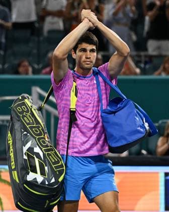 Carlos Alcaraz Vs Grigor Dimitrov during men s quarter finals at The Miami Open at Hard Rock Stadium Featuring: Carlos Alcaraz Where: Miami Gardens, Florida, United States When: 28 Mar 2024 Credit: Robert Bell INSTARimages EDITORIAL USE ONLY. RESTRICTED TO NEWSPAPERS BASED IN THE UK Copyright: xLarryxMaranox instar53606274