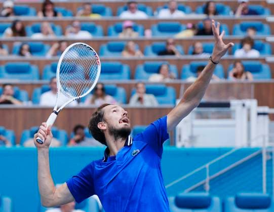 March 29, 2024, Miami, Florida, USA: Daniil Medvedev hits a serve against Jannik Sinner (Italy) during the semifinals of the MenÃ¢â‚¬â ¢s Singles at the Miami Open tennis tournament. Sinner won the match 6-1, 6-2. Miami USA - ZUMAd212 20240329_zsp_d212_007 Copyright: xRichardxDolex