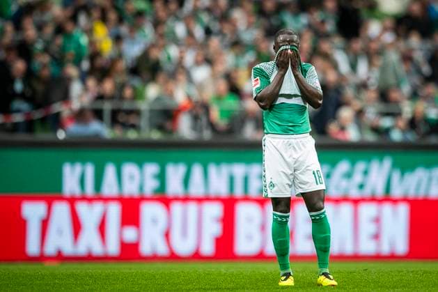 GER, 1 FBL, SV Werder Bremen vs VfL Wolfsburg 30 03 2024, wohninvest WESERSTADION, GER, 1 FBL, SV Werder Bremen vs VfL Wolfsburg im Bild Disappointed Bremen fans after the final whistle, Naby Keita Werder Bremen 18 , nordphotoxGmbHx xRauch nph00251