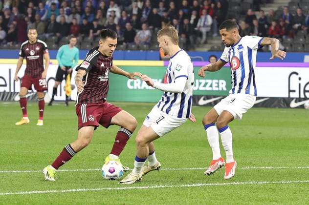 30 03 2024 Soccer Season 2023 2024 2 Soccer Bundesliga 27 Matchday Hertha BSC Berlin HBSC 1 FC Nürnberg FCN Club Sportfoto Zink DaMa xdaxmax DFL regulations prohibit any use of photographs as image sequences and or quasi video only for editorial use Jens Castrop 17, 1 FC Nürnberg FCN Marton Dardai 31, Hertha BSC Berlin Jeremy Dudziak 19, Hertha BSC Berlin