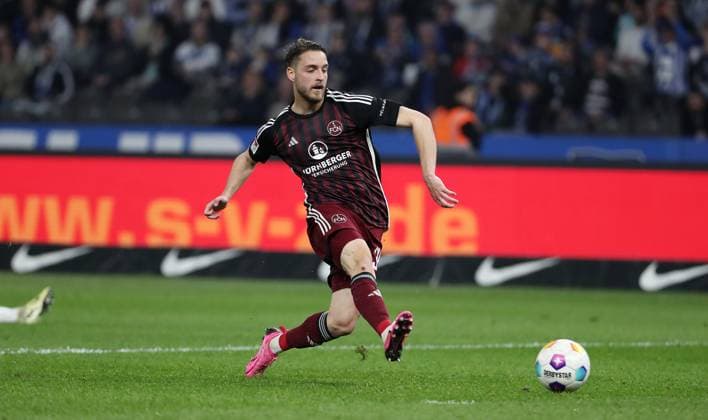 Lukas Schleimer scores the goal to make it 0 2 Single image Crop action Sport Soccer Football DFL 2 Bundesliga Men 27 Matchday Season 2023 2024 30 03 2024 Hertha BSC Berlin vs 1 FC Nürnberg FCN DFL regulations prohibit any use of photographs as image sequences and or quasi video