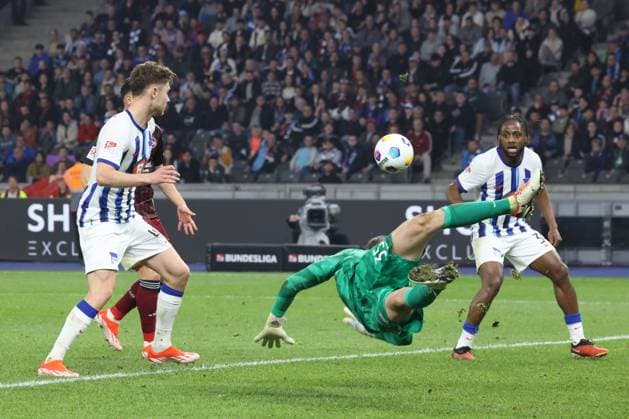 DEU, DFL, 2 FBL, Hertha BSC vs 1 FC Nuernberg, 30 03 2024, Berliner Olympiastadion, Berlin, DEU, DFL, 2 FBL, Hertha BSC vs 1 FC Nuernberg, in the picture Marius Gersbeck Hertha BSC Berlin 35 , Linus Gechter Hertha BSC Berlin 44 , Deyovaisio Zeefuik Hertha BSC Berlin 34 DFL regulations prohibit any use of Photographs as image sequences and or quasi video Foto Juergen Engler nordphoto GmbH nordphotoxGmbHx xEngler nph00076