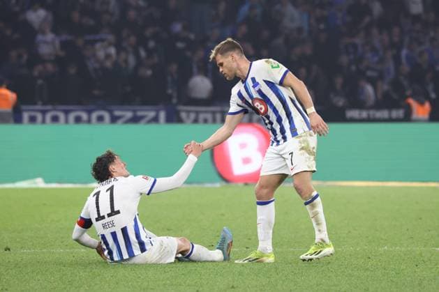 DEU, DFL, 2 FBL, Hertha BSC vs 1 FC Nuernberg, 30 03 2024, Berliner Olympiastadion, Berlin, DEU, DFL, 2 FBL, Hertha BSC vs 1 FC Nuernberg, im Bild Fabian Reese Hertha BSC Berlin 11 , Florian Niederlechner Hertha BSC Berlin 7 DFL regulations prohibit any use of Photographs as image sequences and or quasi video Foto Juergen Engler nordphoto GmbH nordphotoxGmbHx xEngler nph00076