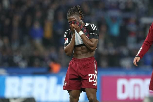 30 03 2024, xtgx, Fußball 2 Bundesliga, Hertha BSC Berlin 1 FC Nuernberg emspor, v l Joseph Hungbo Nuernberg, 23 enttaeuscht, schaut enttaeuscht, niedergeschlagen, disappointed DFL DFB REGULATIONS PROHIBIT ANY USE OF PHOTOGRAPHS as IMAGE SEQUENCES and or QUASI VIDEO Berlin