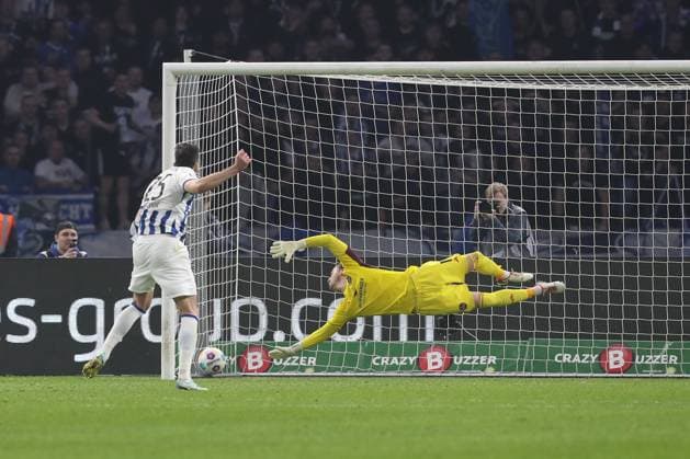 30 03 2024, xtgx, Fußball 2 Bundesliga, Hertha BSC 1 FC Nuernberg emspor, v l Haris Tabakovic Hertha, 25 schiesst Tor, Torschuetze, erzielt Tor, Treffer, scores the goal 3 3 DFL DFB REGULATIONS PROHIBIT ANY USE OF PHOTOGRAPHS as IMAGE SEQUENCES and or QUASI VIDEO Berlin