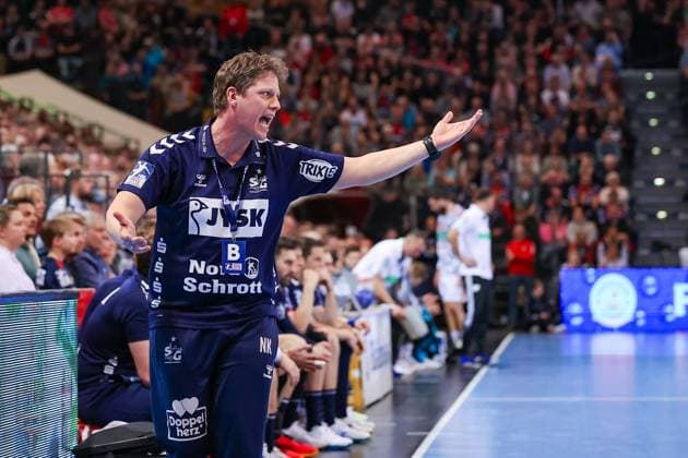Handball I Men I Season 2023 2024 I Bundesliga I 27 Matchday I SG Flensburg Handewitt TSV Hannover Burgdorf I 30 03 2024 Head coach Nicolej Krickau SG Flensburg Handewitt with a lot of commitment and emotion on the sidelines Flensburg Campushalle Schleswig Holstein Germany Copyright: xLobecax xIngridxAnderson-Jensenx