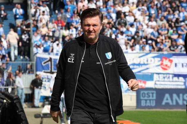 Coach Christian Titz 1 FC Magdeburg 2 Soccer Bundesliga Season 2023 2024 1 FC Magdeburg vs Hannover 96 at the MDCC Arena in Magdeburg Soccer,Man,Men,Germany,31 03 2024