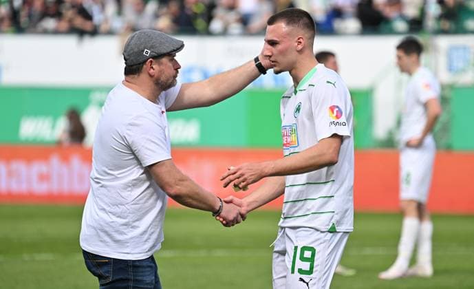 31 03 2024 Soccer Season 2023 2024 2 Soccer Bundesliga 27 Matchday SpVgg Greuther Fürth Kleeblatt Hamburger SV Hamburg HSV Sportfoto Zink xwoxzix DFL regulations prohibit any use of photographs as image sequences and or quasi video only for editorial use Steffen Baumgart Trainer Hamburger SV HSV Tim Lemperle 19, SpVgg Greuther Fürth Handshake Handshake after the end of the match