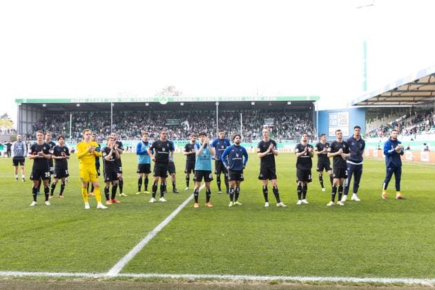Soccer I Men I Season 2023 2024 I 2 Bundesliga I 27 Matchday I SpVgg Greuther Fürth Hamburger SV I 31 03 2024 Hamburger SV at the fans Fürth Sportpark Ronhof Bayern Germany Copyright: xLobecax xHenningxRohlfsx