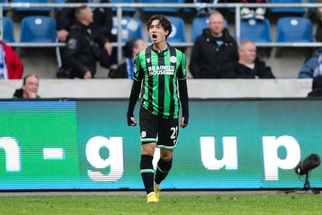 Goal celebration goal scorer Sei Muroya Hannover 96,21 scores to 0 2 2 Soccer Bundesliga season 2023 2024 1 FC Magdeburg vs Hannover 96 at the MDCC Arena in Magdeburg Freisteller,action,soccer,man,men,Germany,31 03 2024