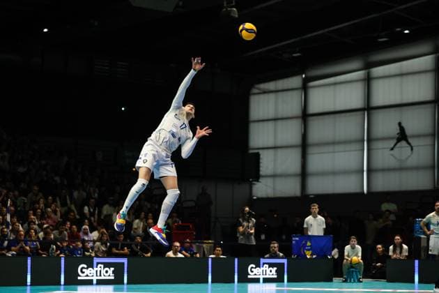 Sport Themen der Woche KW13 Sport Bilder des Tages Thomas Lopez Pascual of Nantes during the volleyball match between Nantes and Montpellier in the men French cup final at halle Georges-Carpentier on March 31, 2024 in Paris, France. VOLLEYBALL : NANTES VS MONTPELLIER - 31 03 2024 IbrahimEzzat Panoramic 