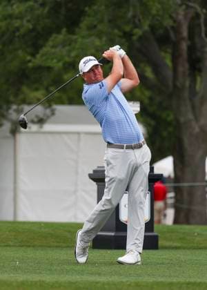 HOUSTON, TX - MARCH 31: Tom Hoge (USA) watches his tee shot on 1during the final round of the PGA, Golf Herren Texas Children™s Houston Open at Memorial Park Golf Course on March 31, 2024 in Houston, Texas. (Photo by Leslie Plaza Johnson Icon Sportswire) GOLF: MAR 31 PGA Texas Children s Houston Open EDITORIAL USE ONLY Icon240331012