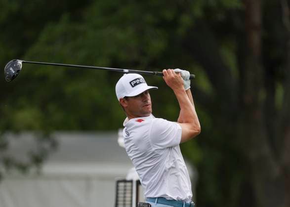 HOUSTON, TX - MARCH 31: Taylor Moore (USA) watches his tee shot on 1during the final round of the PGA, Golf Herren Texas Children™s Houston Open at Memorial Park Golf Course on March 31, 2024 in Houston, Texas. (Photo by Leslie Plaza Johnson Icon Sportswire) GOLF: MAR 31 PGA Texas Children s Houston Open EDITORIAL USE ONLY Icon240331038