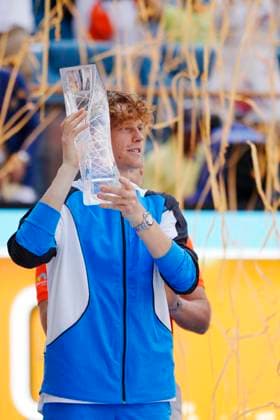 March 31, 2024, Miami, Florida, USA: Jannik Sinner (Italy) holds the championship trophy after defeating Grigor Dimitrov (Bulgaria) in the finals of the MenÃ¢â‚¬â ¢s Singles at the Miami Open tennis tournament. Sinner won the match 6-3, 6-1. Miami USA - ZUMAd212 20240331_zsp_d212_030 Copyright: xRichardxDolex