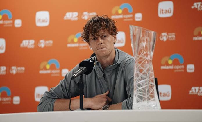 Jannik Sinner from Italy giving his final press conference, PK, Pressekonferenz with his trophy, Miami Open 2024, at Hard Rock Stadium, Miami, Florida, USA TENNIS : Finale Hommes - Miami 2024 - Etats Unis - 31 03 2024 JulienNouet TENNISMAJORS 
