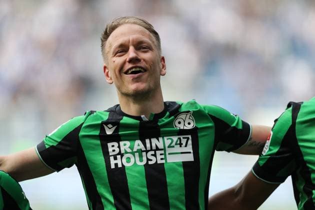 Havard Nielsen Hannover 96,16 2 Soccer Bundesliga Season 2023 2024 1 FC Magdeburg vs Hannover 96 at the MDCC Arena in Magdeburg single picture,action,soccer,man,men,Germany,31 03 2024